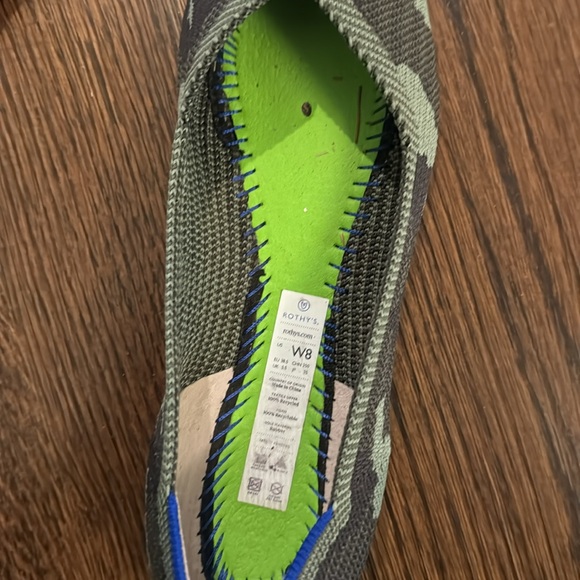 Rothy’s camo pointed flat - Picture 3 of 4
